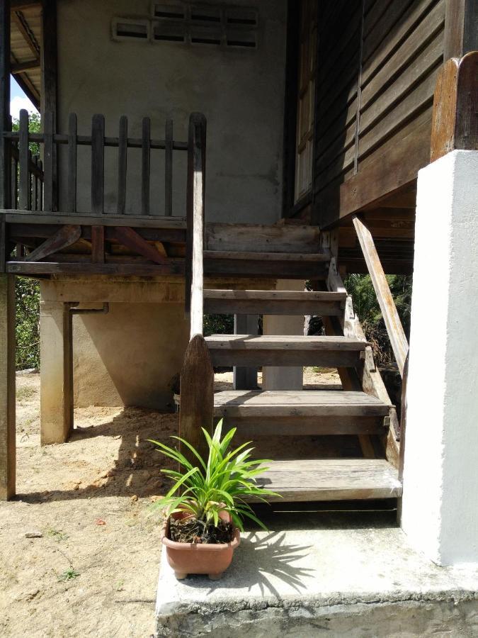 Thesanctuary@Telagapapan Villa Kampung Hulu Caluk Ngoại thất bức ảnh